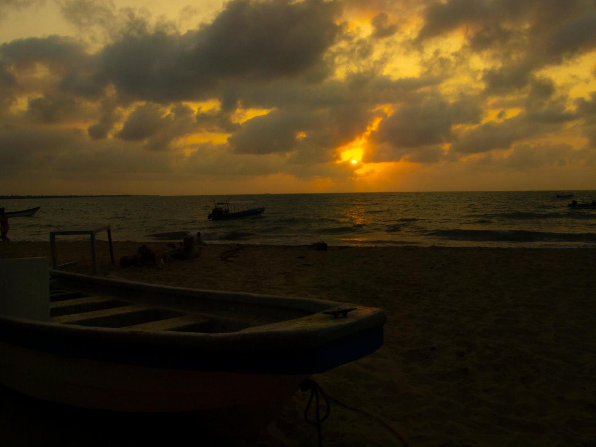 Mithival Beach Rincon Del Mar Екстериор снимка